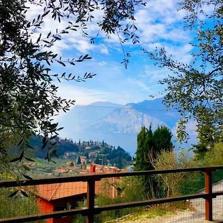 Etti's House In Garda's Lake * Malcesine